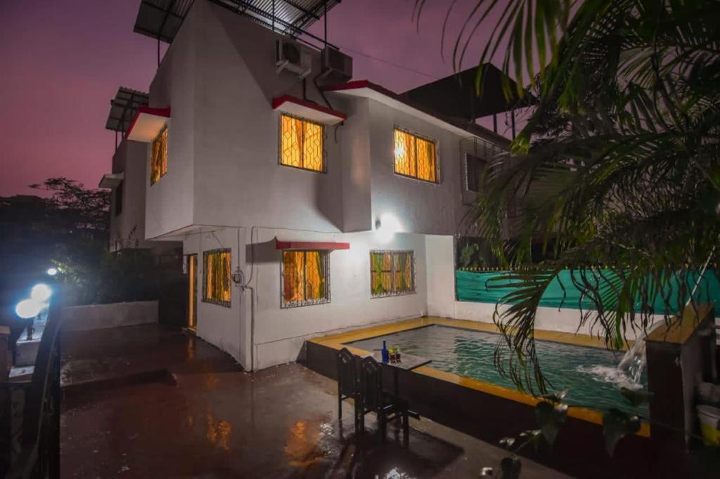 Ll Empyrean Stay Ll 2Bhk Ll Valentina Villa Ll Lonavala Eksteriør bilde
